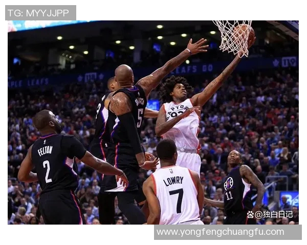 字母哥愤怒撕扯球衣雄鹿惨败引发更衣室激烈冲突